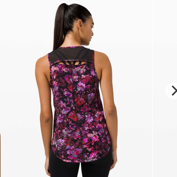 LULULEMON Sculpt Tank
Fluoro Floral Multi / Black - Picture 2 of 11